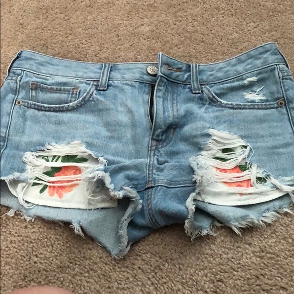 express shortie low rise